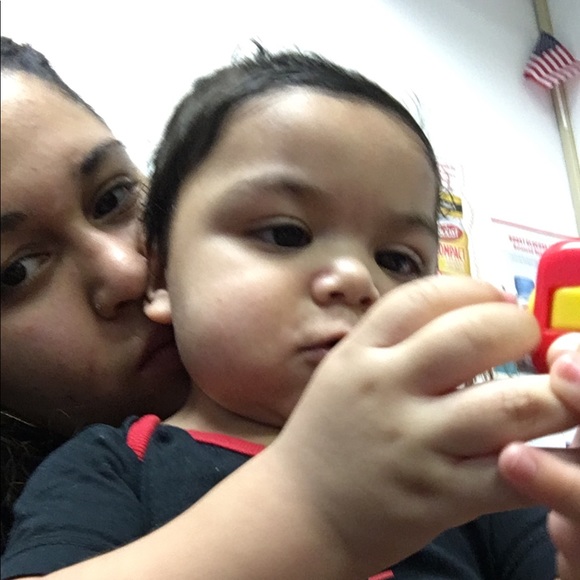 Meet your Posher, Alexandra - Picture 1 of 1